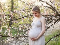 Бременна през пролетта